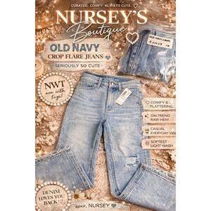 Old Navy Crop Flare Jeans Sz 4 Light Wash Distressed Raw Hem NWT